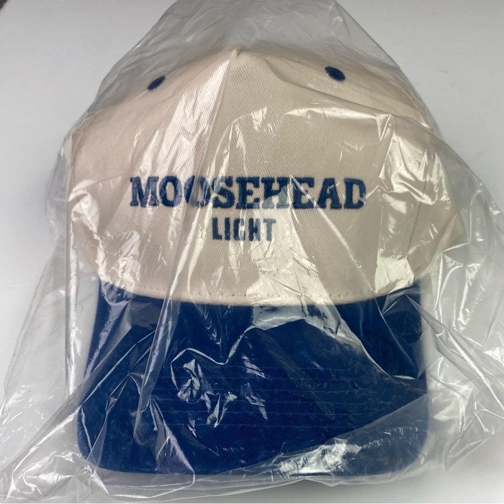 Moosehead Light Beer Snapback Hat Cap Adjustable White Blue Lager NEW SEALED